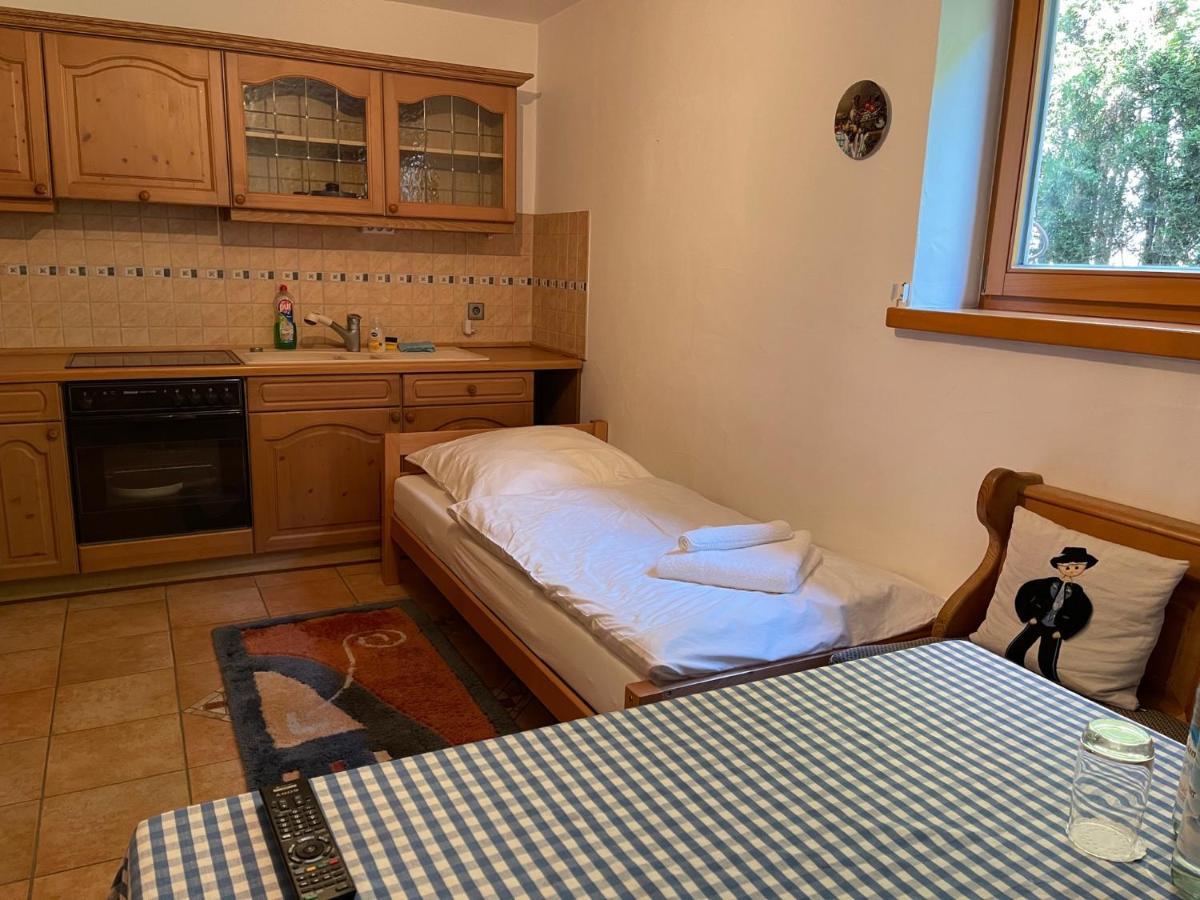 94 - Private Rooms Eichenau Экстерьер фото