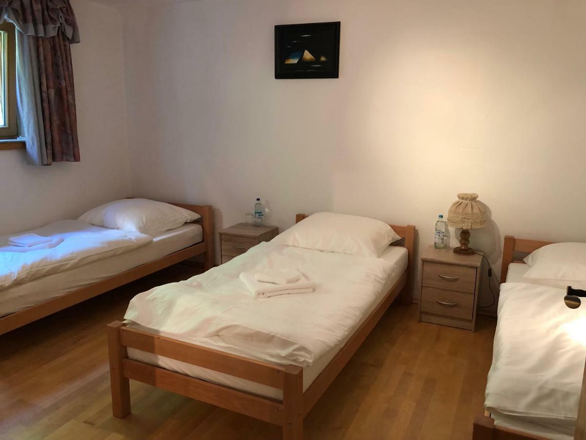 94 - Private Rooms Eichenau Экстерьер фото